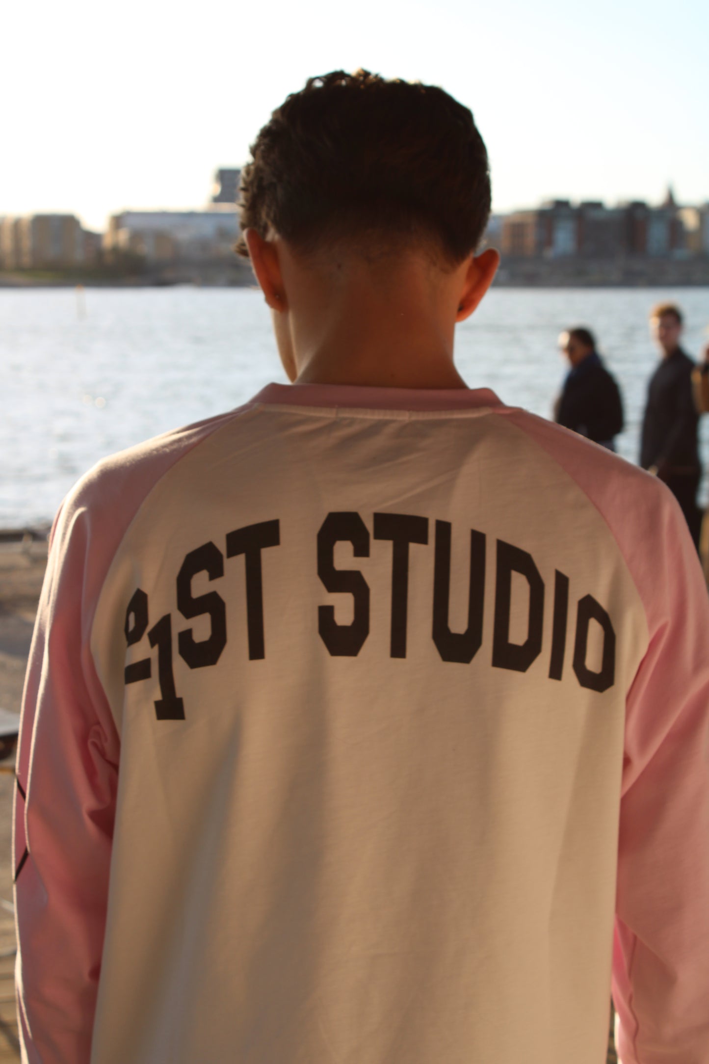 Long Sleeve T-shirt (Pink)